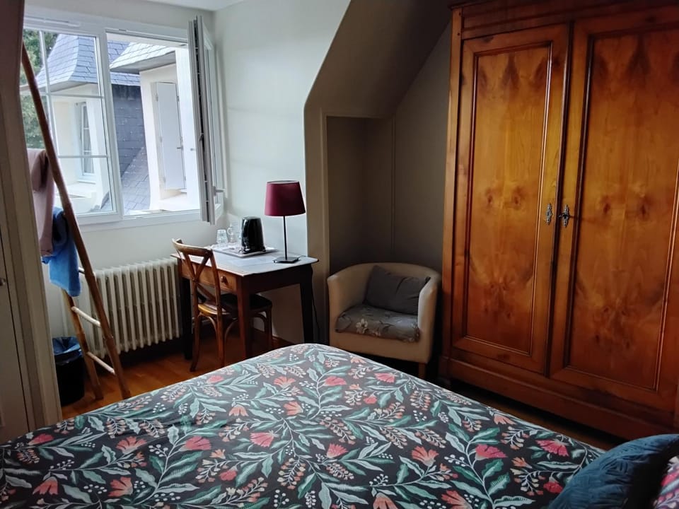 Chambre dans jolie demeure Vacation rental in Brest