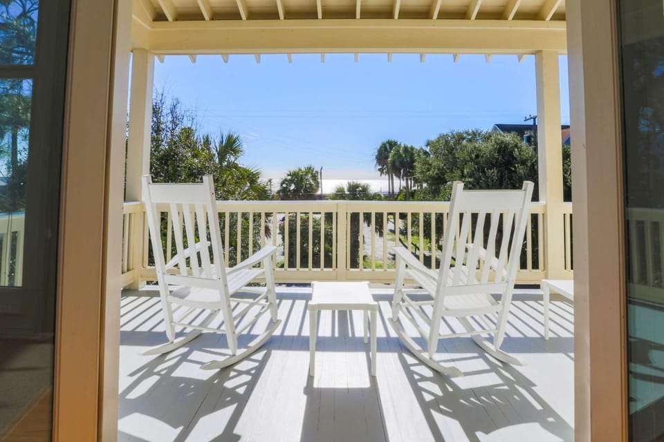 Sea Breeze Villa House in Folly Beach