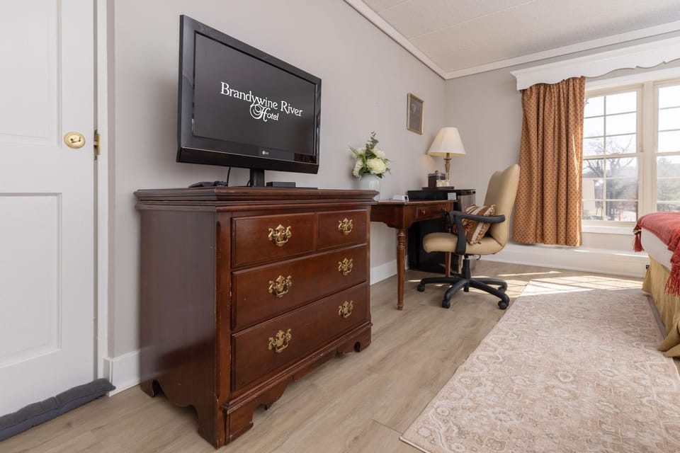 TV and multimedia, Seating area