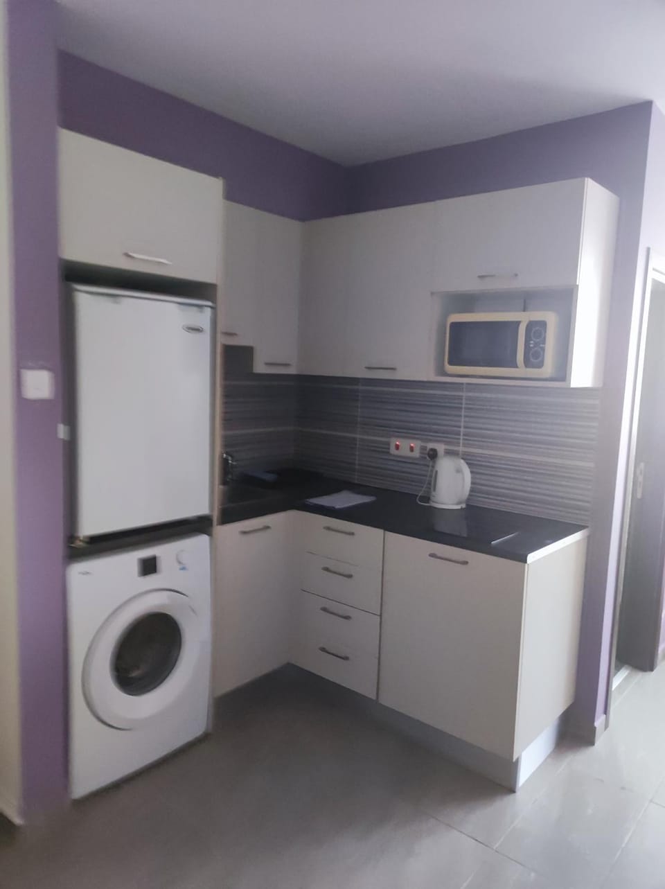Hawaii Royal Gardens Apartment in Limassol City