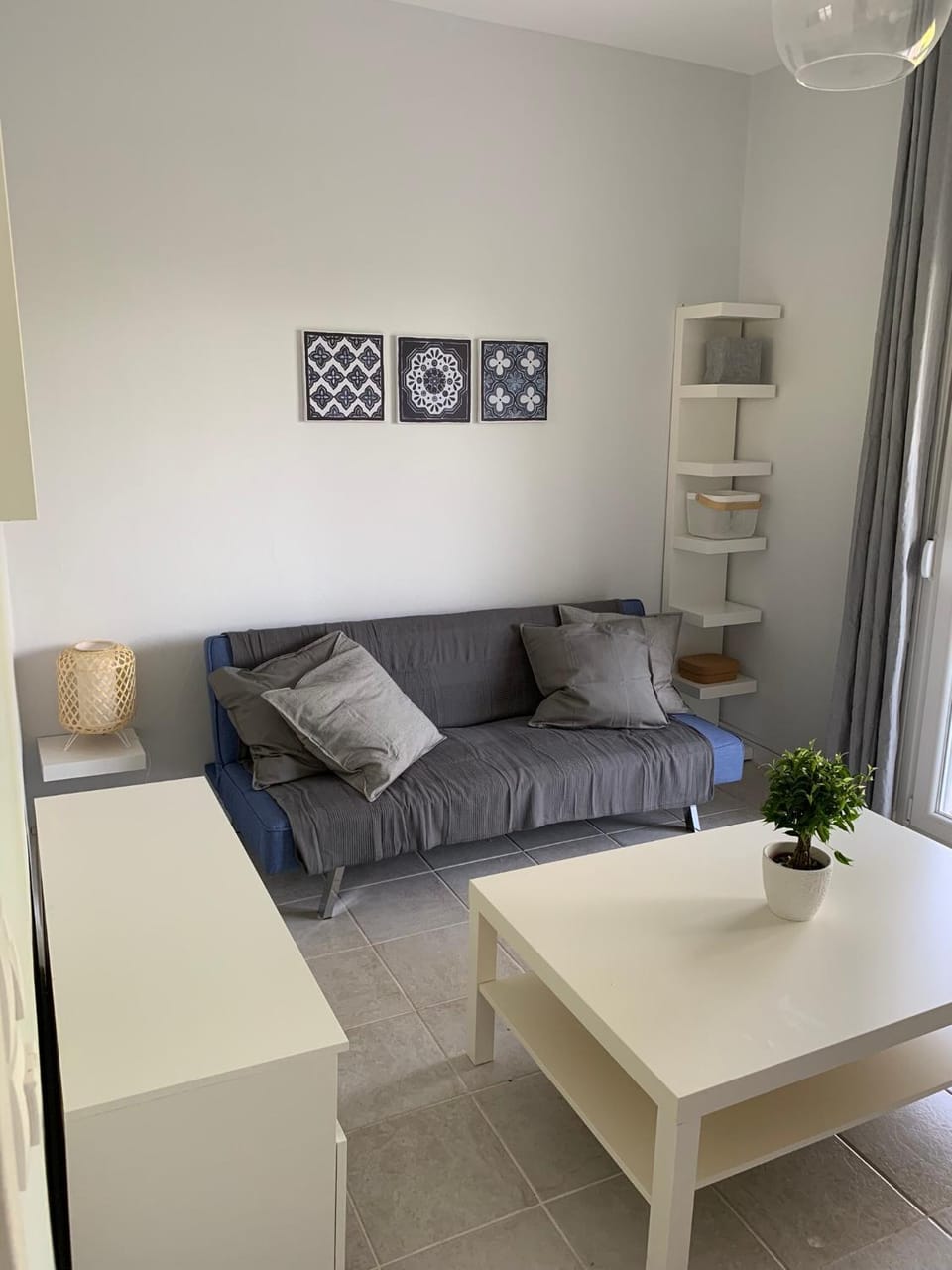 Living room, bunk bed