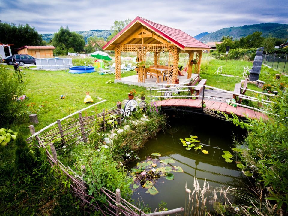 Garden, Garden view, Lake view, Mountain view, Pool view