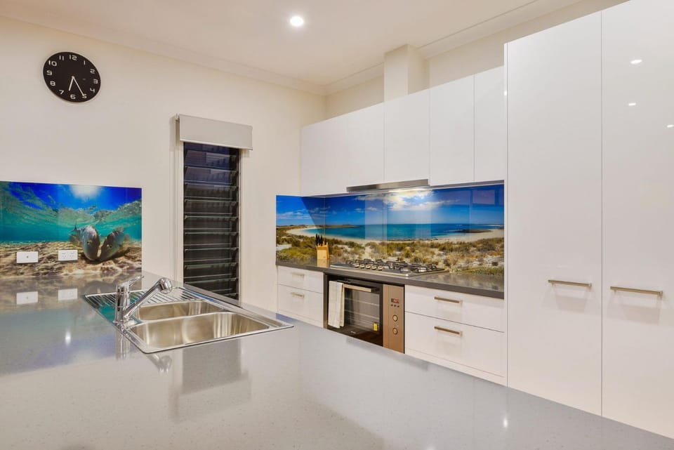 64 Madaffari Drive House in Exmouth