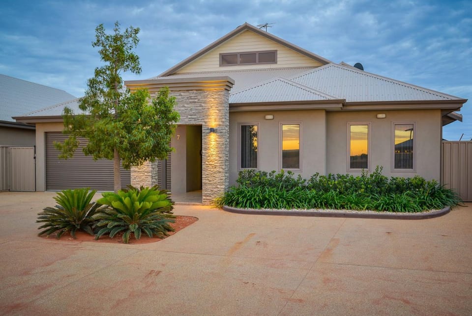 7 Kestrel Place House in Exmouth