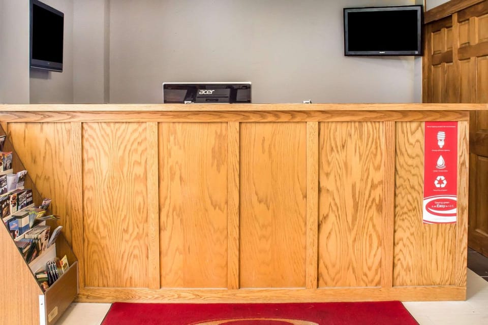 Lobby or reception, On site