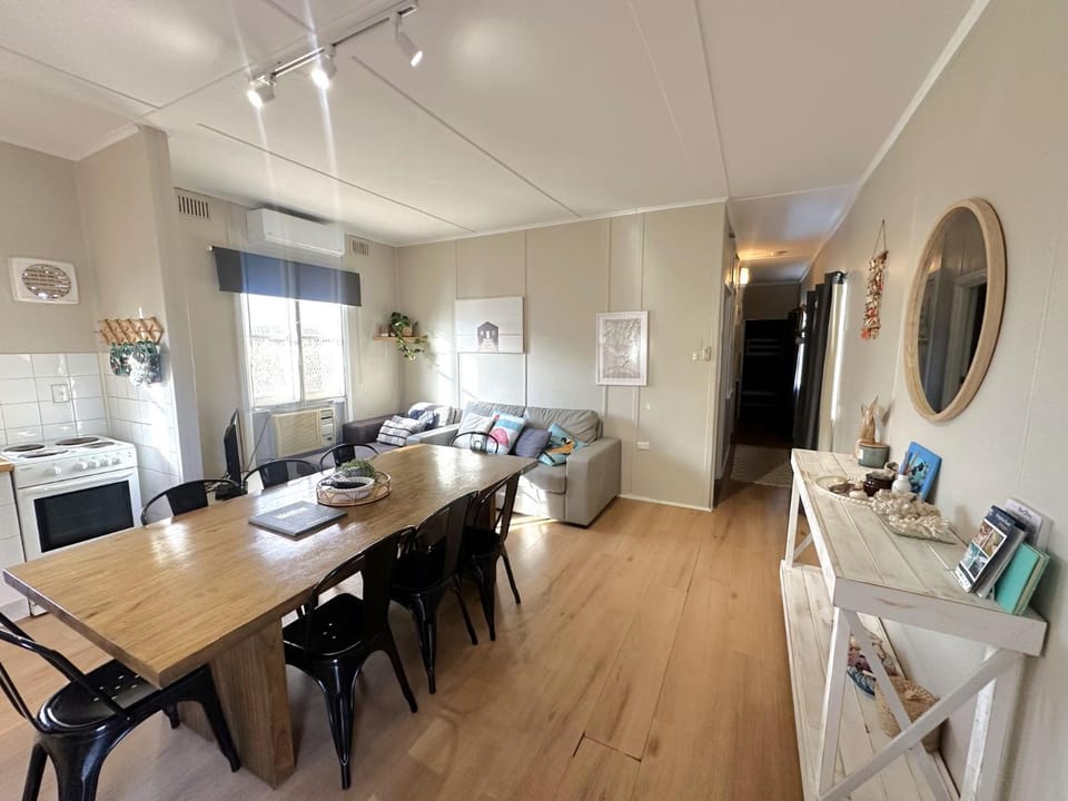 Exmouth Villas Unit 29 House in Exmouth