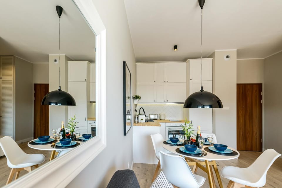 Coffee/tea facilities, Kitchen or kitchenette, Dining area