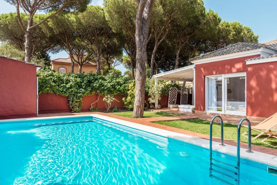 Property building, Swimming pool