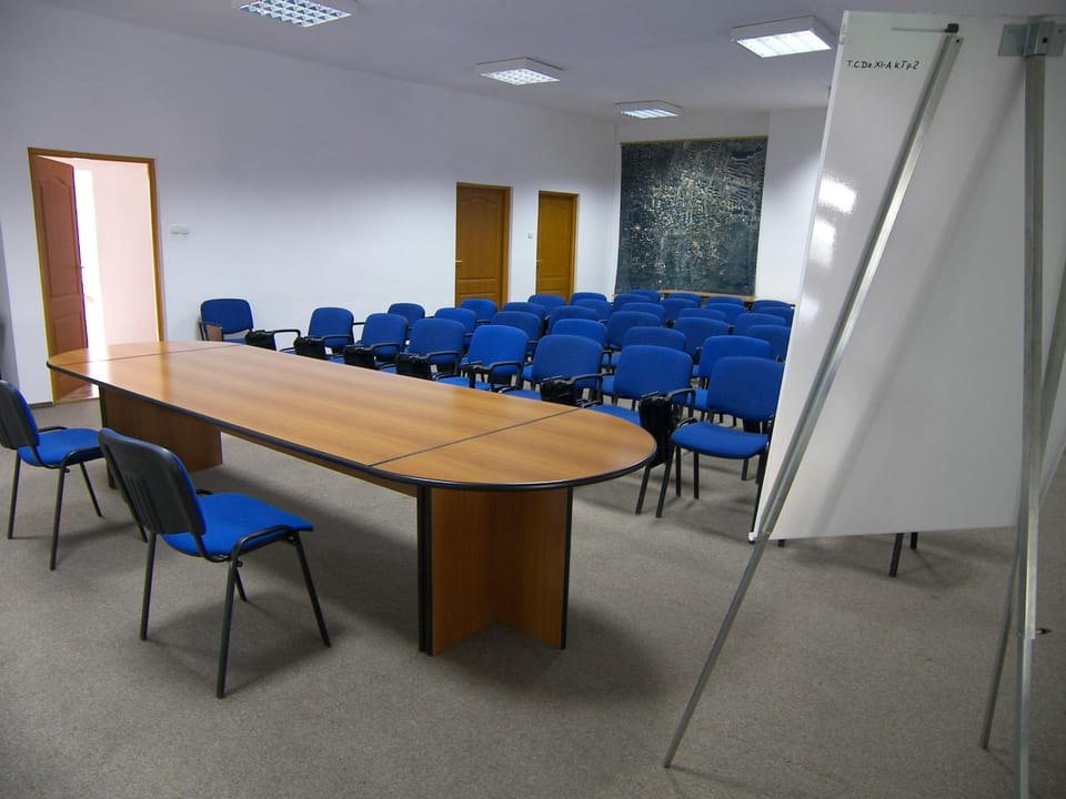 Meeting/conference room
