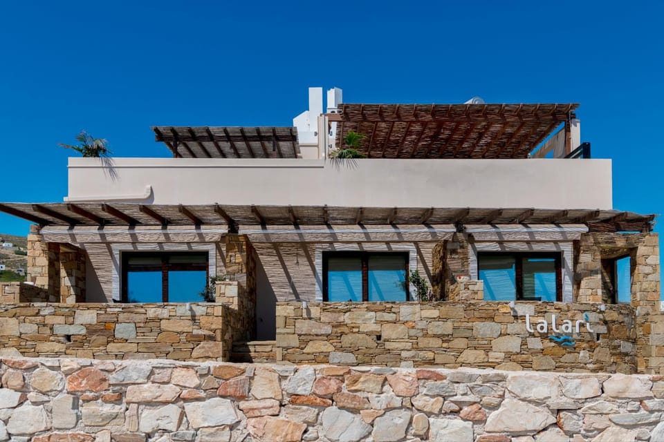 Lalari Beach Suites House in Decentralized Administration of the Aegean