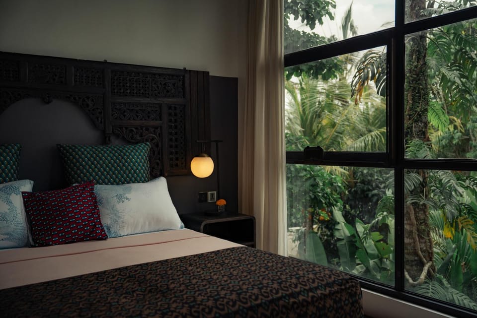 Bedroom, Garden view