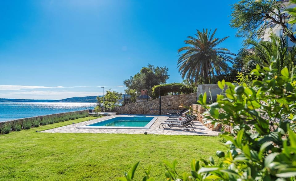 Garden, Sea view, Swimming pool
