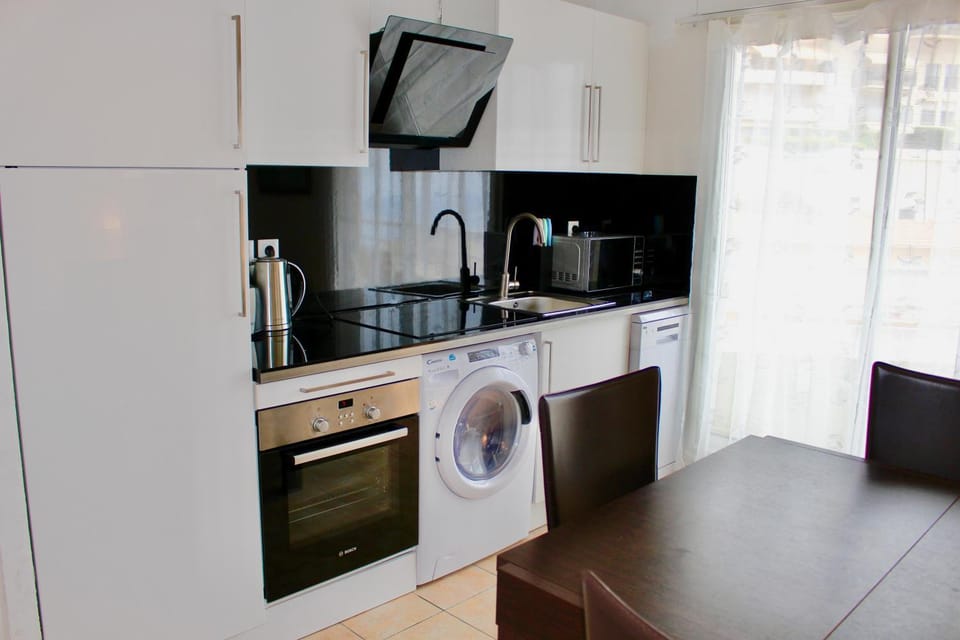 Monaco sea view modern one bedroom Riviera Apartment in Monaco