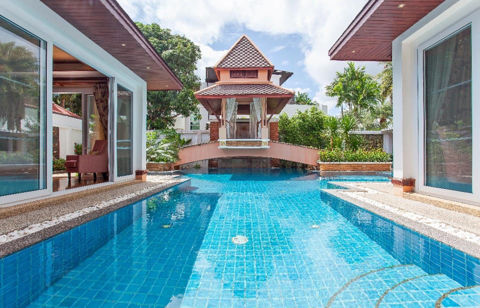 Property building, Swimming pool