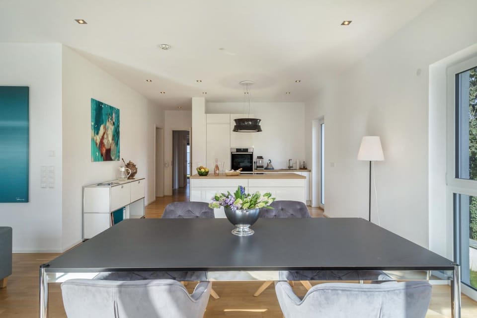 Property building, Kitchen or kitchenette, Living room