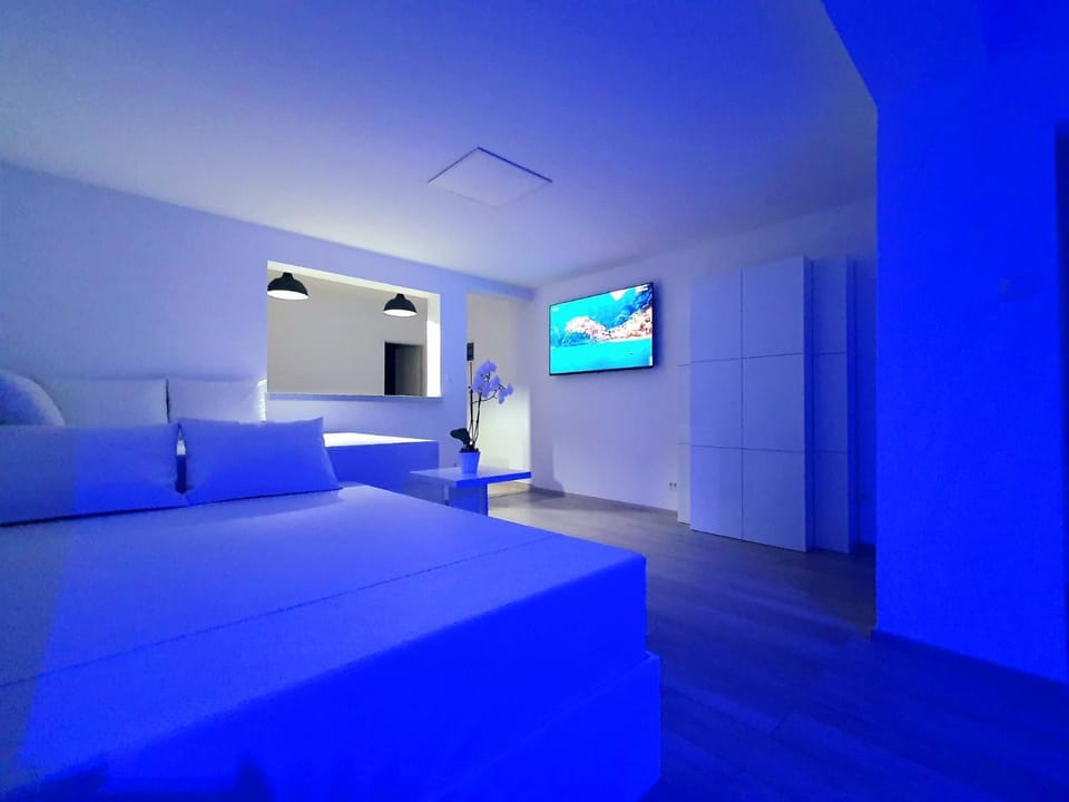 Pool and Jacuzzi Luxury Apartments Apartment in Opatija