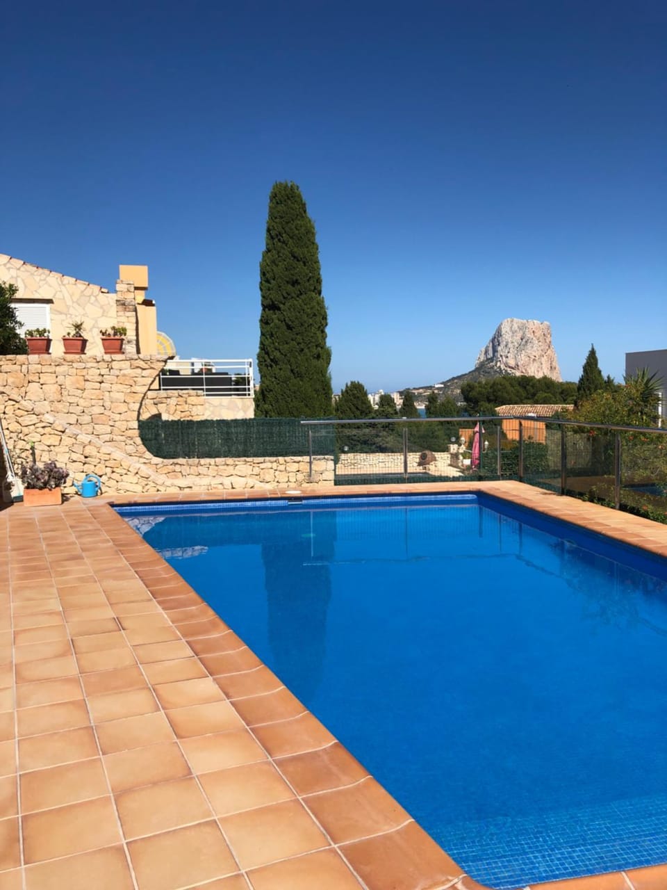 Swimming pool, Swimming pool