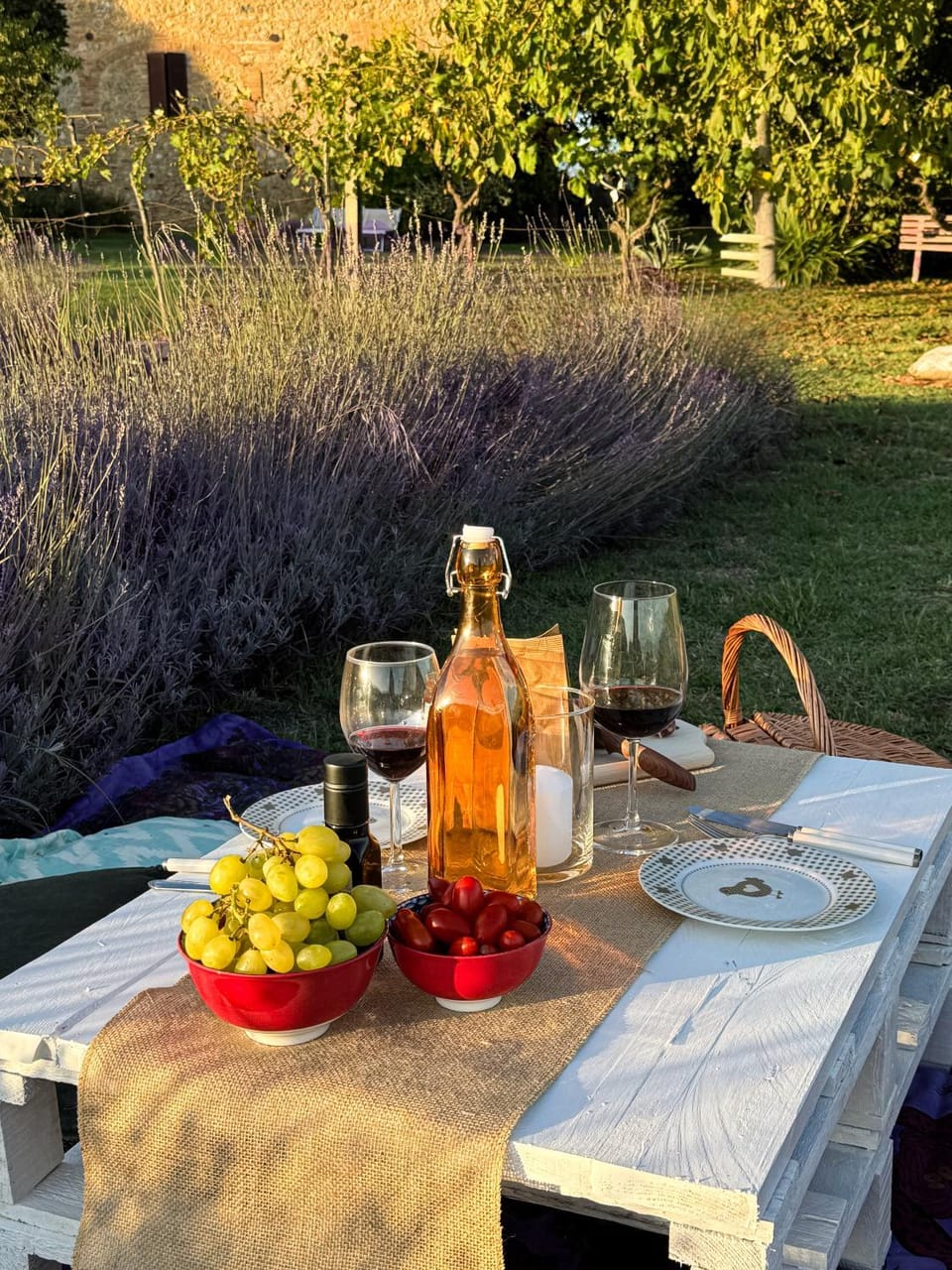 Food and drinks, Garden view