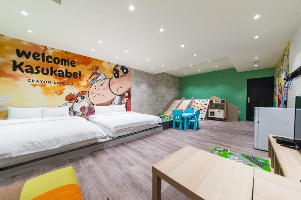 Phoebe Trains Bed and Breakfast in Taiwan, Province of China