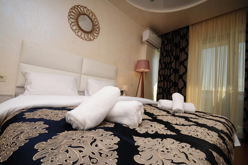 Decorative detail, Bedroom