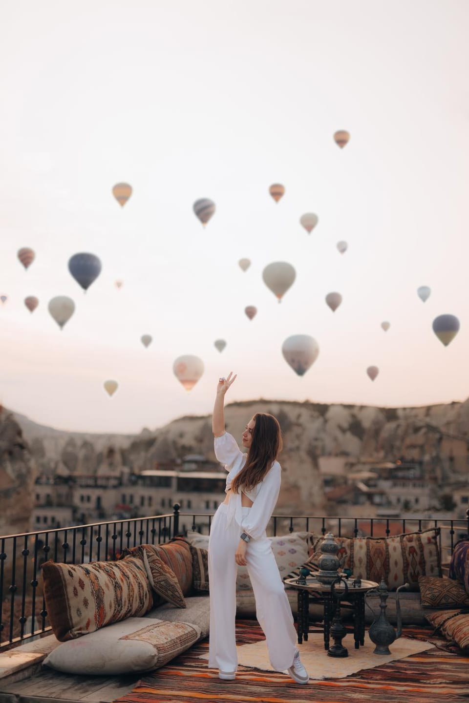 People, Natural landscape, Activities, Guests