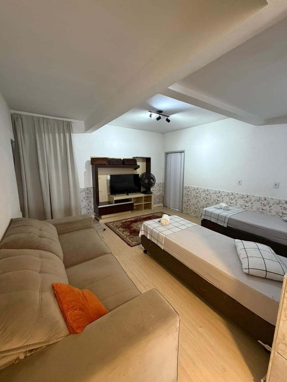 Hotel Paraná BC Inn in Camboriú
