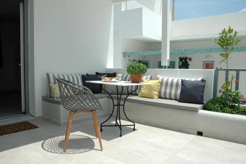 Patio, View (from property/room), Balcony/Terrace, Seating area