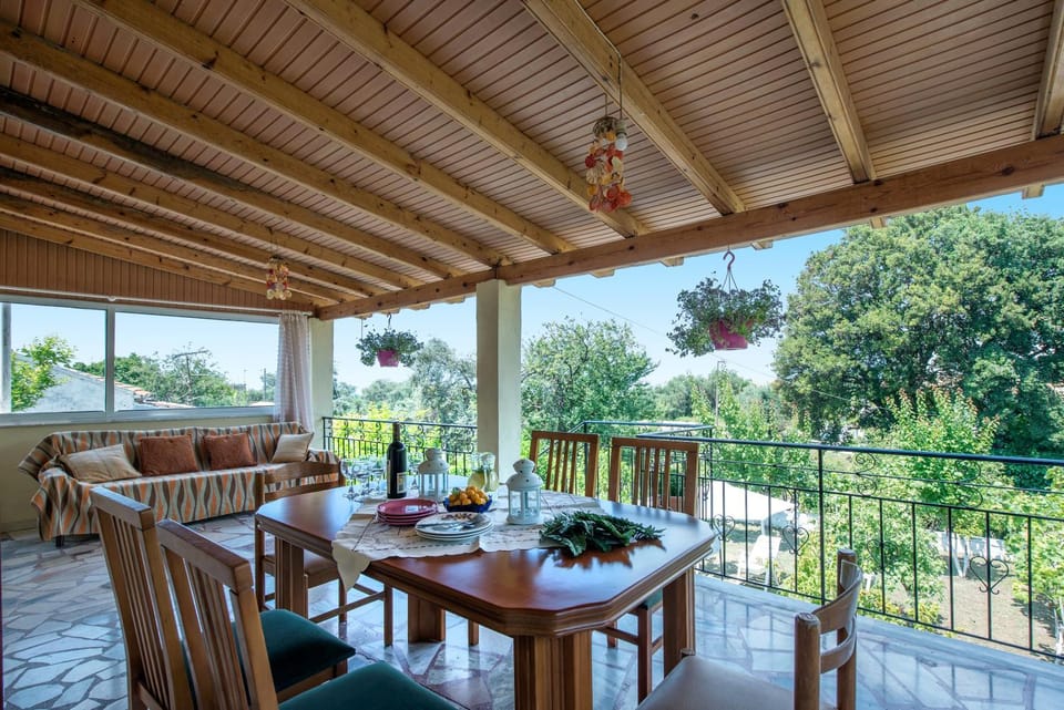 Balcony/Terrace, Garden view