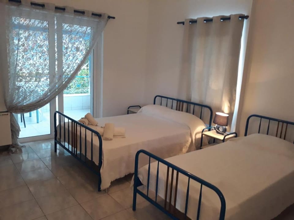 karavagelis rooms Apartment hotel in Euboea