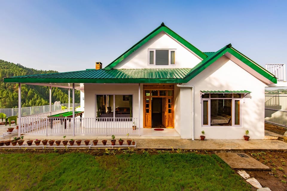 Property building, Day, Garden