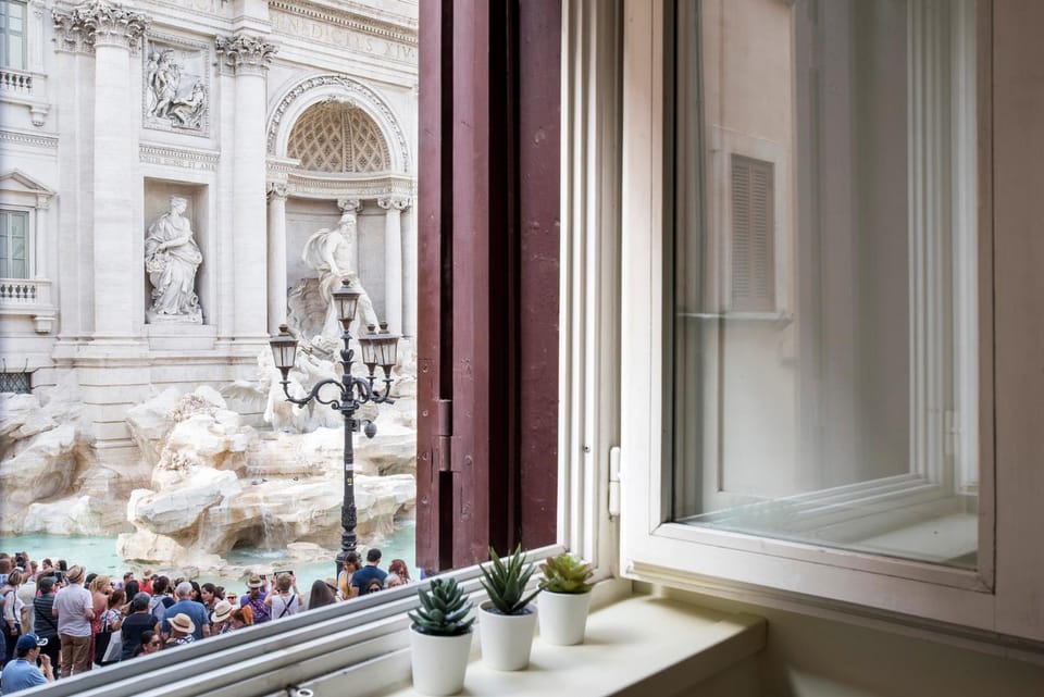 Nearby landmark, Living room, On site