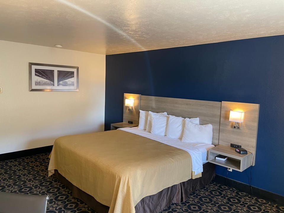 Americas Best Value Inn Roosevelt/Ballard Motel in Utah