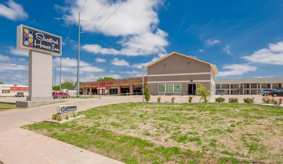 Property building, Property logo or sign