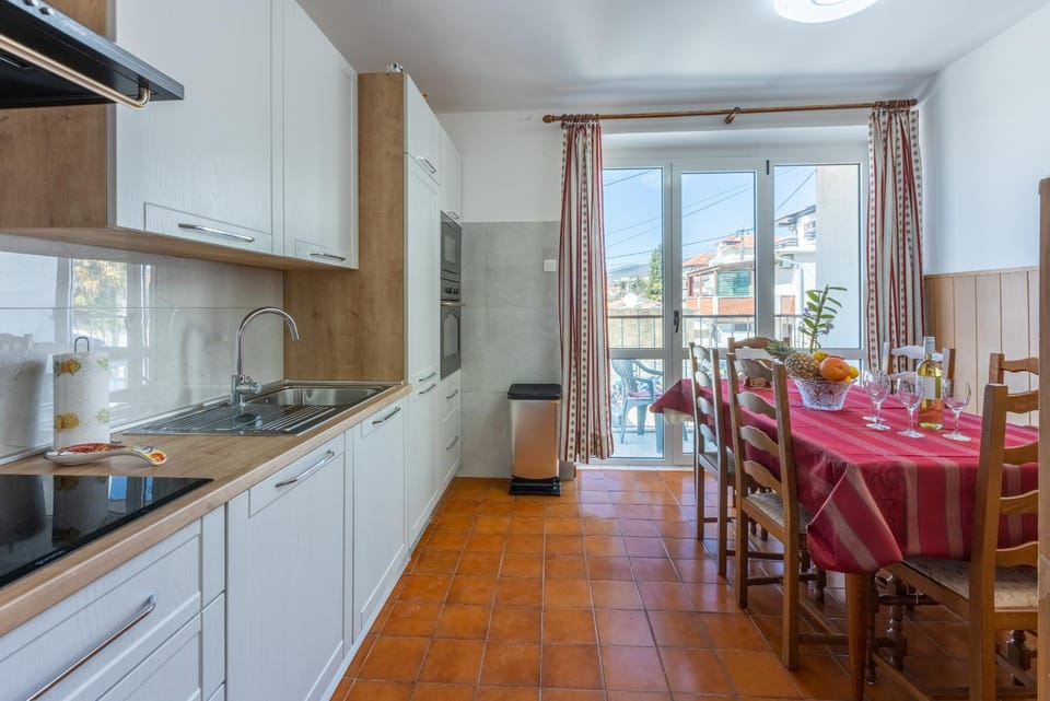 Apartment Mira "Pet friendly" Apartment in Crikvenica