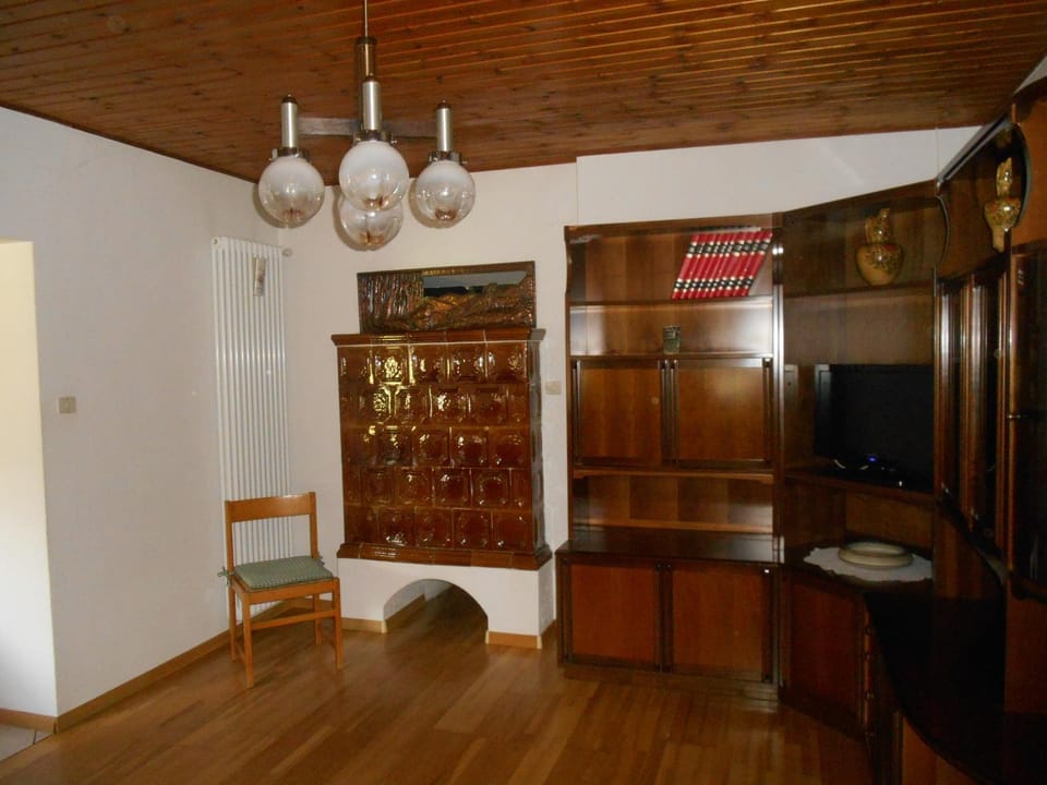 Nightclub / DJ, Living room, Lobby or reception, Lounge or bar