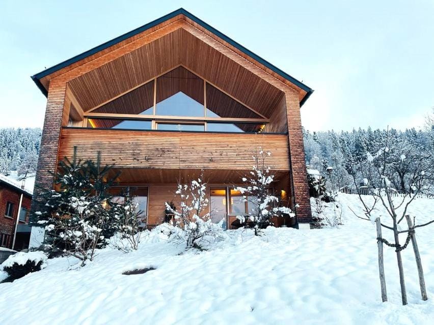 Property building, Winter