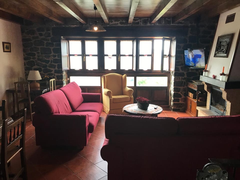 Casa Elena House in Asturias