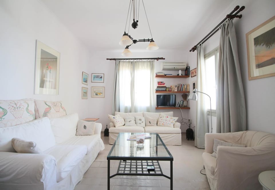 Villa with View of Agios Ioannis and Pool with Jacuzzi Apartment in Decentralized Administration of the Aegean