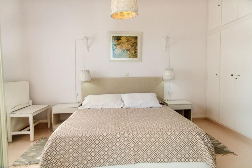 Villa with View of Agios Ioannis and Pool with Jacuzzi Apartment in Decentralized Administration of the Aegean