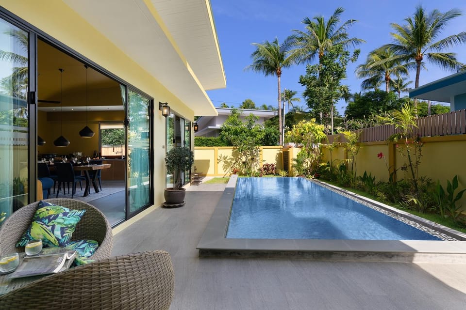 Pool view, Swimming pool, Swimming pool