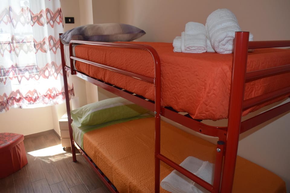 bunk bed