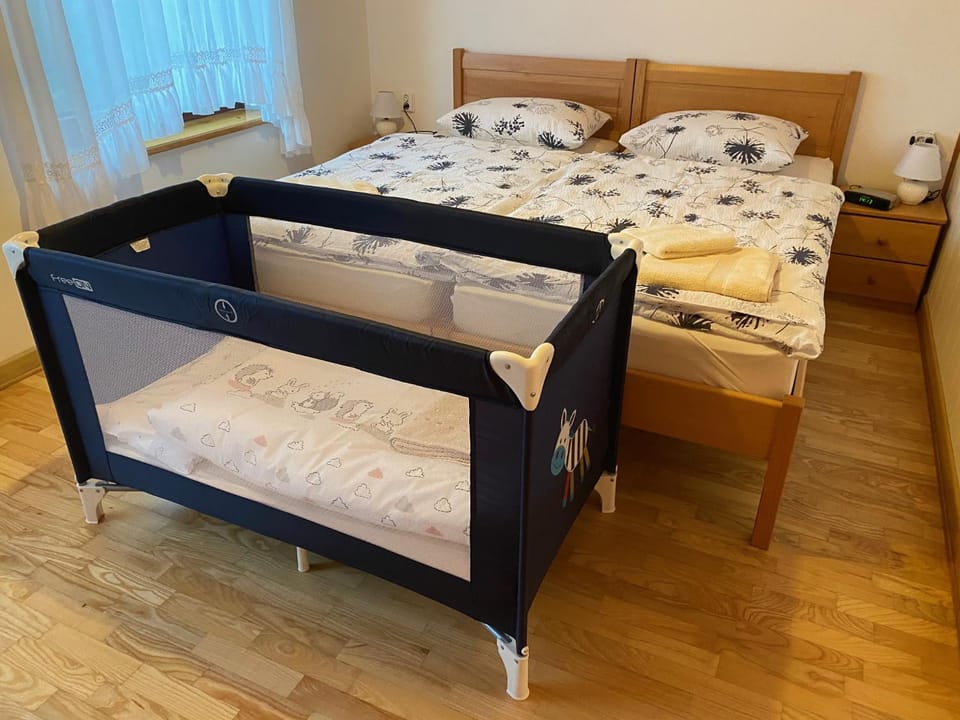 cot