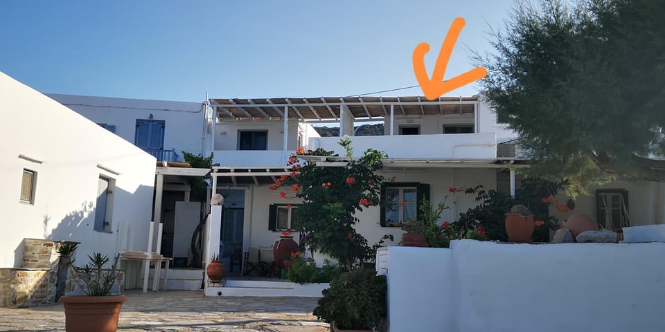 Lemonia Rooms 4 House in Milos