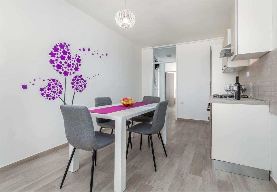 Apartment Sole Apartment in Pula