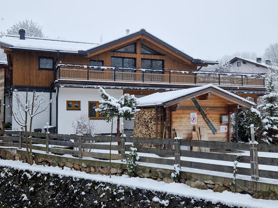 Property building, Winter