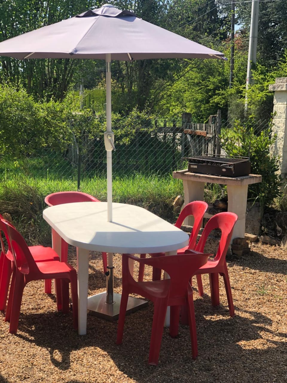La petite maison des gîtes de Joséphine House in Centre-Val de Loire