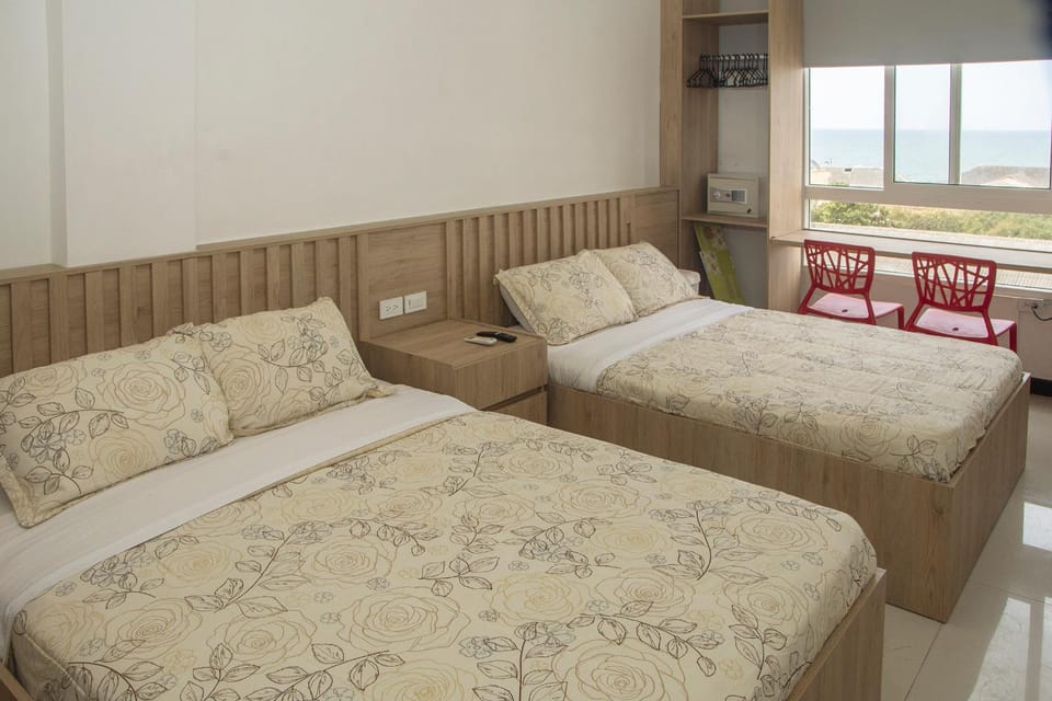 Habitacion dos camas ciudad amurallada 3 personas vista al mar Apartment in Cartagena