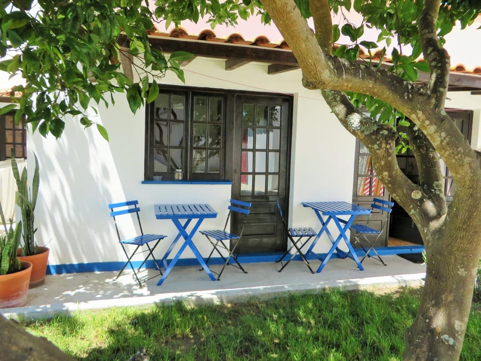 Property building, Patio, Activities, Fishing, Garden, Horse-riding, Balcony/Terrace, Hiking