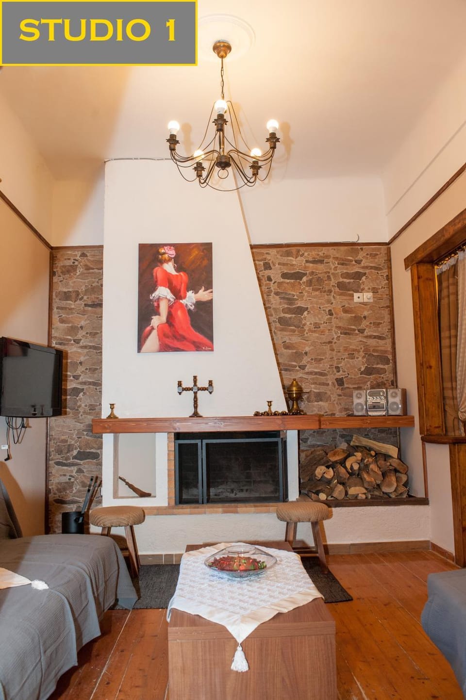 Platos's Academy Studio 100m² (4min METRO) Apartment in Athens