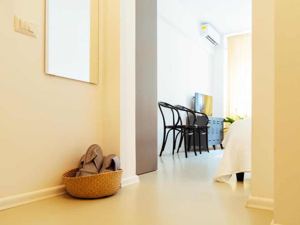 Top Location - Queen Elizabeth Studio Flat Apartment in Bucharest